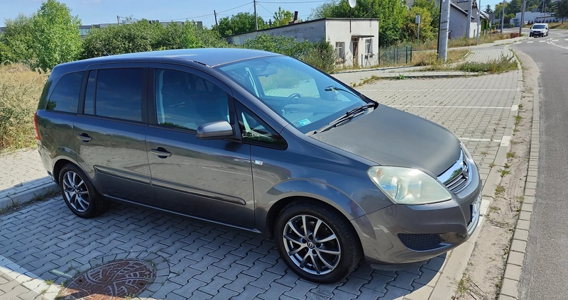 Opel Zafira cena 16500 przebieg: 259000, rok produkcji 2009 z Toruń małe 742